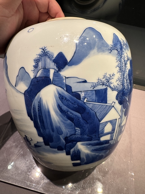 古玩陶瓷青花罐真品鑒賞圖
