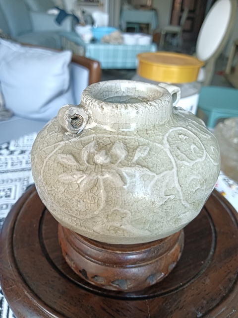 古玩陶瓷元,龍泉青瓷印花水盂拍賣,當(dāng)前價(jià)格1500元