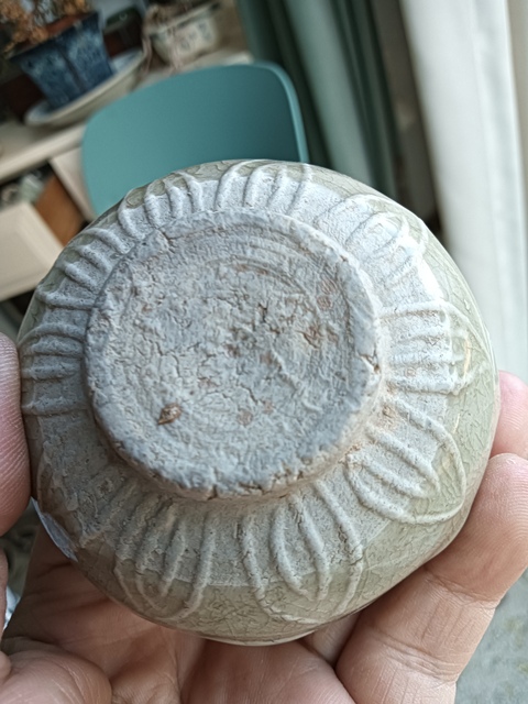 古玩陶瓷元,龍泉青瓷印花水盂拍賣,當(dāng)前價(jià)格1500元