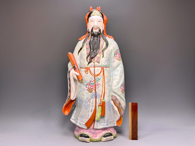 古玩陶瓷民國解放初期·粉彩祿星塑雕造像拍賣，當前價格15888元