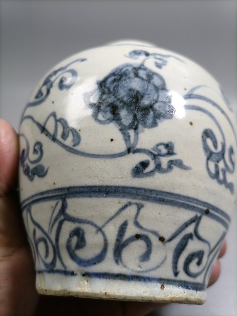古玩陶瓷明代青花花卉紋小罐拍賣，當(dāng)前價格2980元