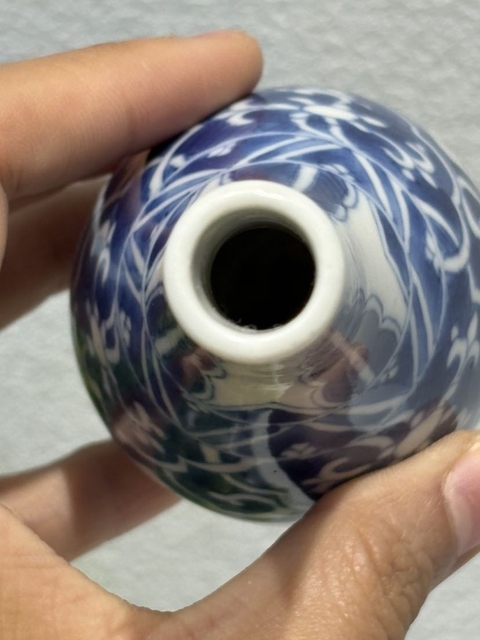 古玩陶瓷青花花卉紋膽式瓶，模糊，偏老真品鑒賞圖