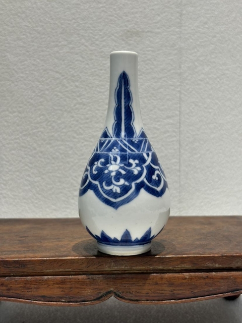 古玩陶瓷青花花卉紋膽式瓶，模糊，偏老真品鑒賞圖
