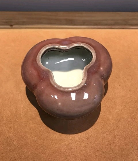 古玩陶瓷紅釉水盂真品鑒賞圖