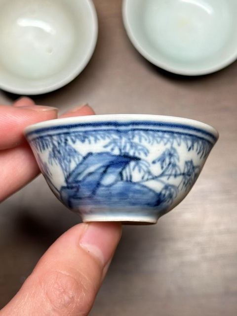 古玩陶瓷日本明治青花竹石圖茶碗真品鑒賞圖