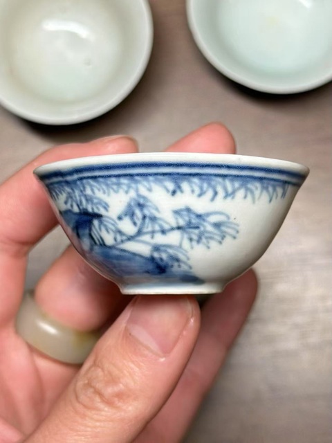 古玩陶瓷日本明治青花竹石圖茶碗真品鑒賞圖
