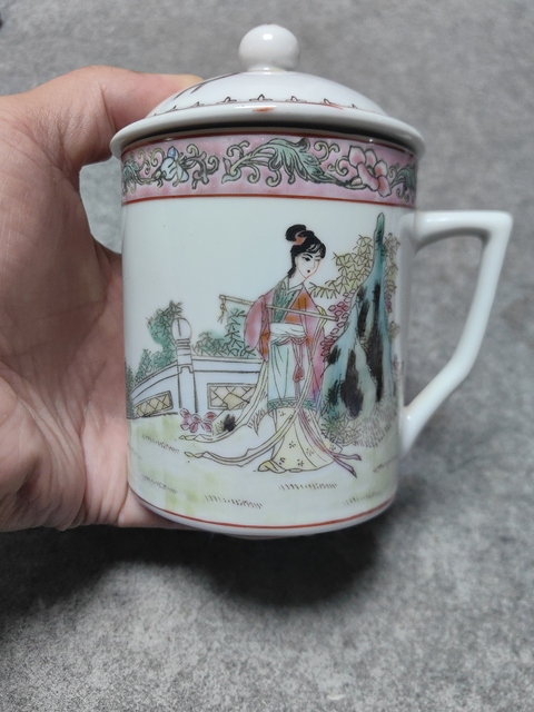 古玩陶瓷仕女紋執杯拍賣,當前價格1268元