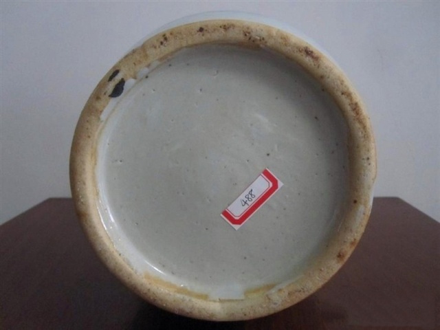 古玩陶瓷牡丹鶴紋瓶真品鑒賞圖