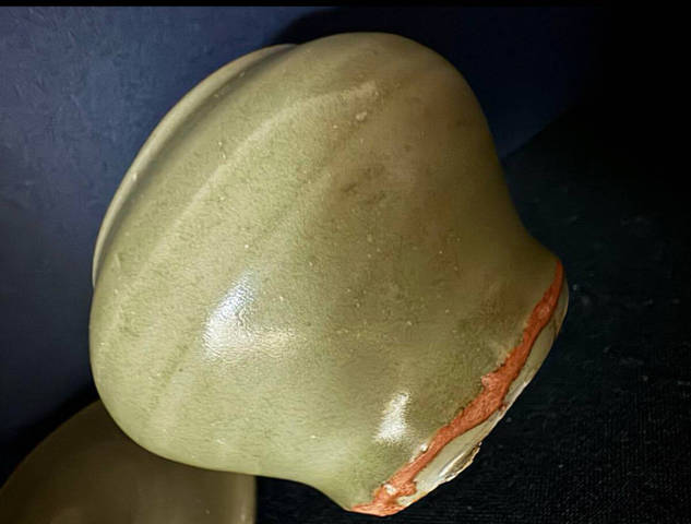 古玩陶瓷龍泉青瓷蓋罐真品鑒賞圖