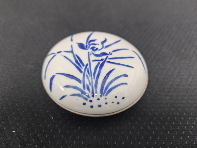 古玩陶瓷料彩蓋盒真品鑒賞圖
