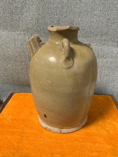 古玩陶瓷長沙窯青釉執壺真品鑒賞圖