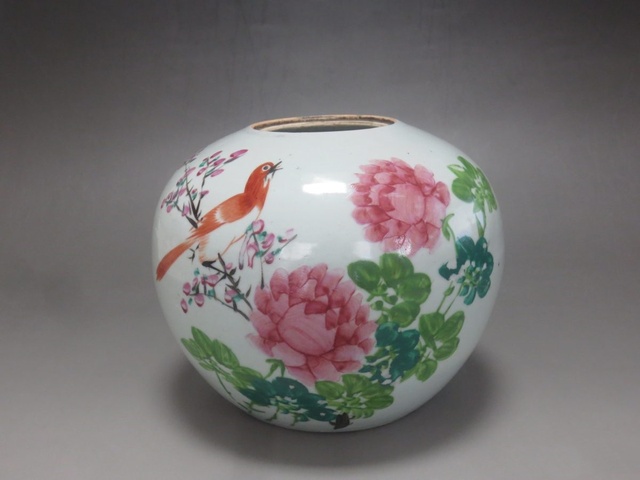 古玩陶瓷粉彩花鳥紋西瓜罐真品鑒賞圖