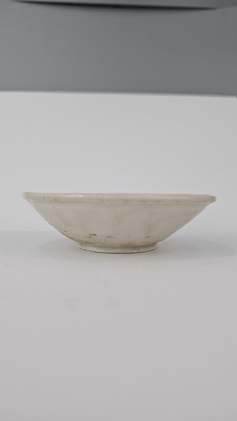 古玩陶瓷白釉碗真品鑒賞圖