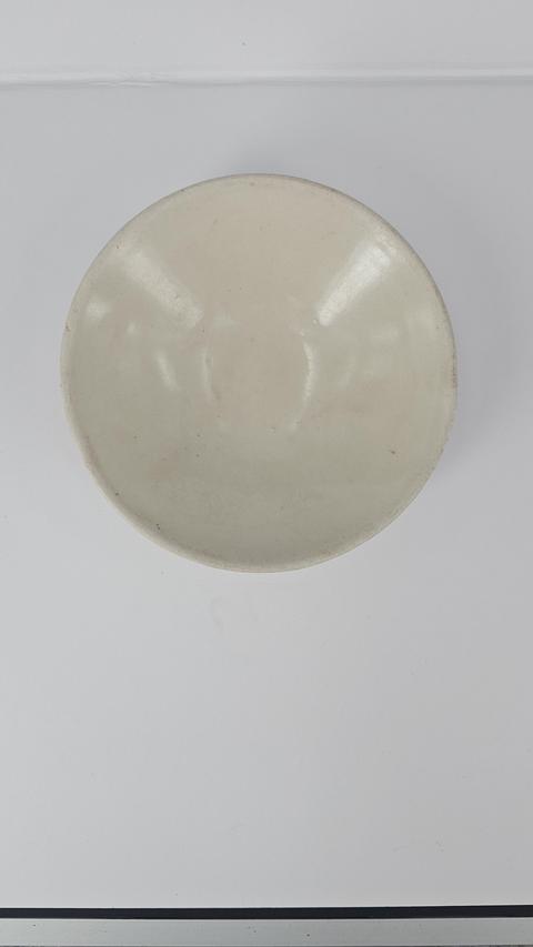 古玩陶瓷白釉碗真品鑒賞圖
