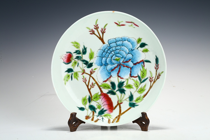 古玩陶瓷清末民初·粉彩花蝶紋盤拍賣，當前價格2800元