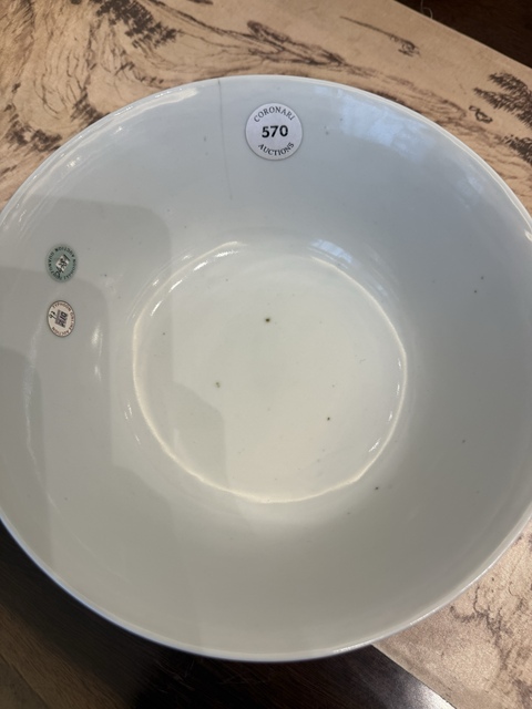 古玩陶瓷粉彩花鳥紋大碗真品鑒賞圖
