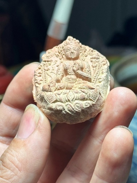 古玩雜項明清.白度母擦擦(觀世音菩薩化身)拍賣,當(dāng)前價格0元