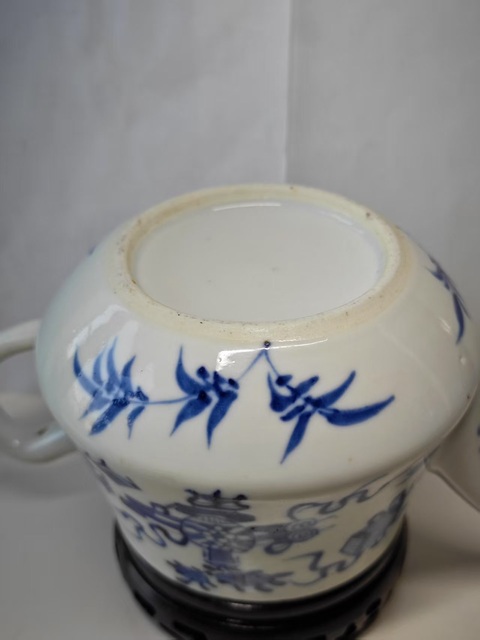 古玩陶瓷清晚期青花博古圖茶壺拍賣,當前價格3456元