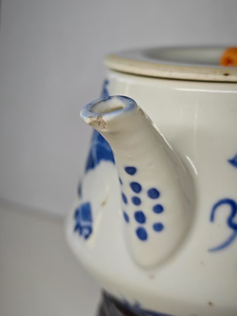 古玩陶瓷清晚期青花博古圖茶壺拍賣,當前價格3456元