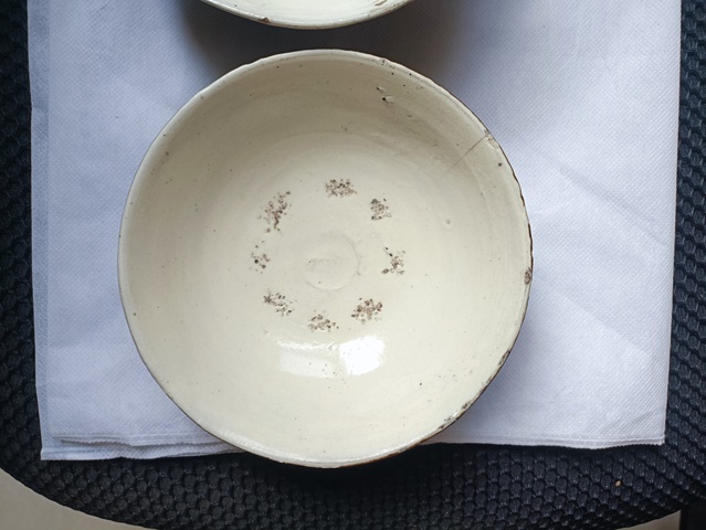 古玩陶瓷元末明初磁州窯淄素碗拍賣,當前價格38元