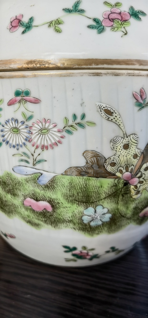 古玩陶瓷粉彩蓋罐真品鑒賞圖