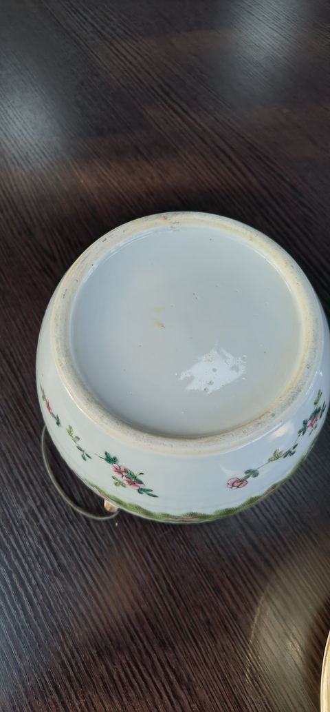 古玩陶瓷粉彩蓋罐真品鑒賞圖