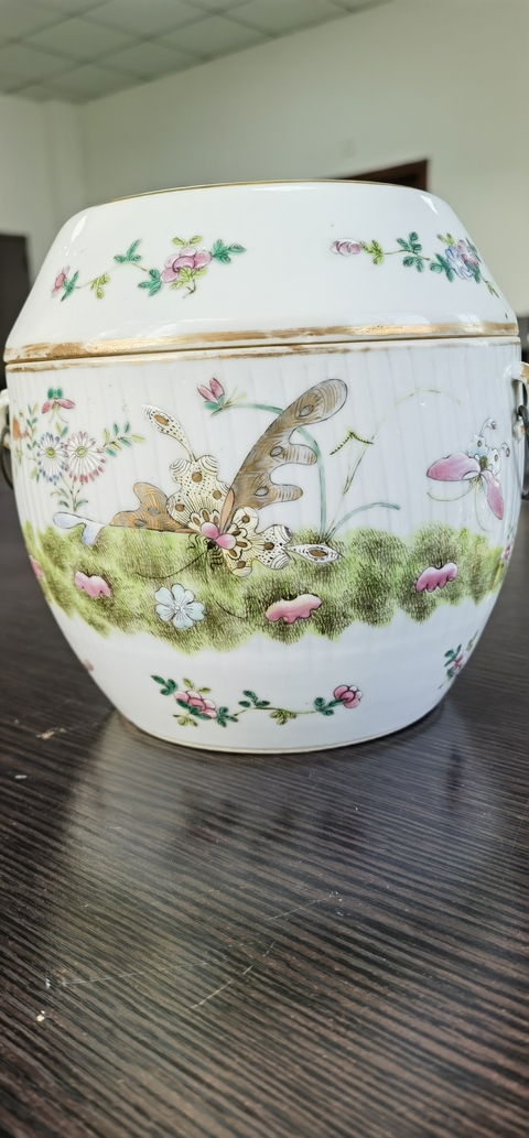 古玩陶瓷粉彩蓋罐真品鑒賞圖