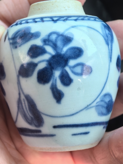 古玩陶瓷青花罐真品鑒賞圖