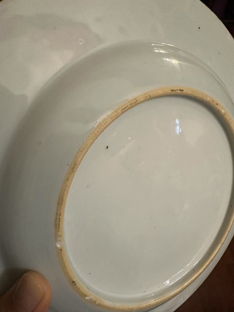 古玩陶瓷花卉紋青花盤真品鑒賞圖