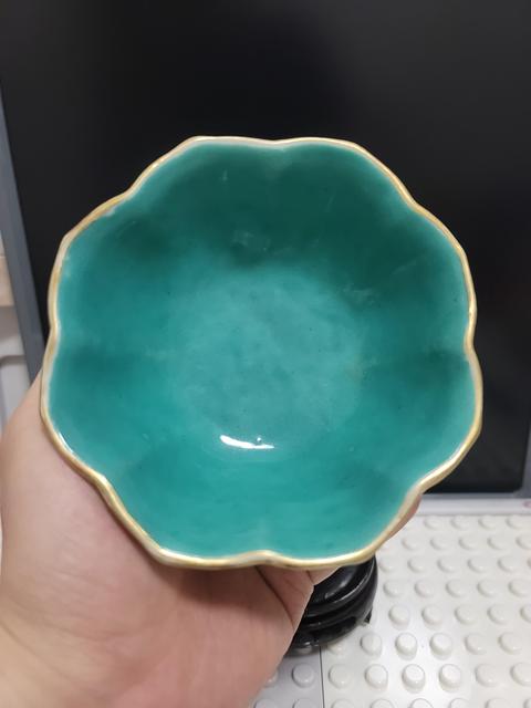 古玩陶瓷同治細路粉彩佛家八寶花口碗拍賣,當前價格3800元