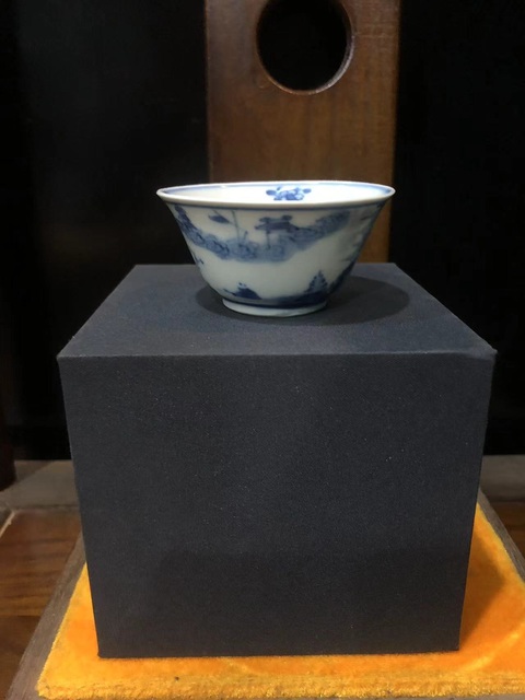 古玩陶瓷(精品品茗杯)清·康熙·訪友圖·青花品茗杯拍賣,當前價格1106元