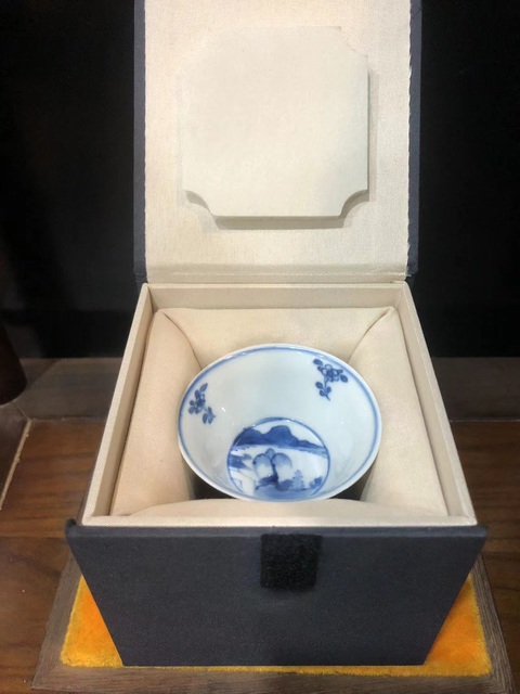 古玩陶瓷(精品品茗杯)清·康熙·訪友圖·青花品茗杯拍賣,當前價格1106元