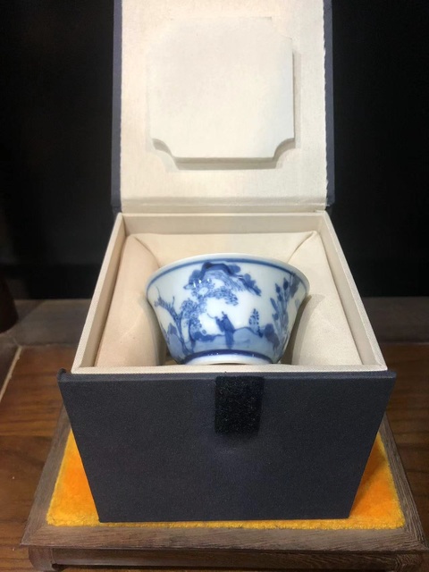 古玩陶瓷(精品品茗杯)清·康熙·訪友圖·青花品茗杯拍賣,當前價格1106元