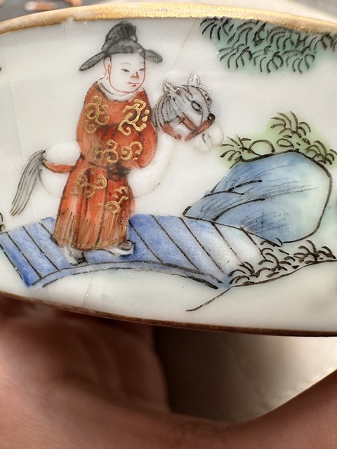 古玩陶瓷清同治 粉彩五子奪魁節(jié)盒拍賣，當前價格3800元