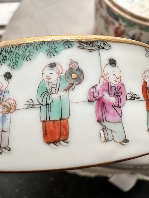 古玩陶瓷清同治 粉彩五子奪魁節(jié)盒拍賣，當前價格3800元
