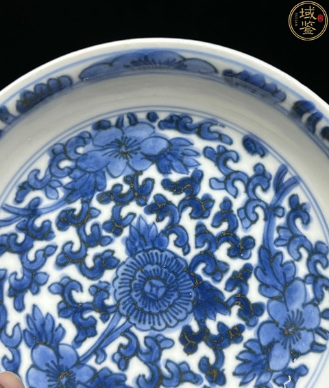 古玩陶瓷花卉紋青花盤(pán)真品鑒賞圖