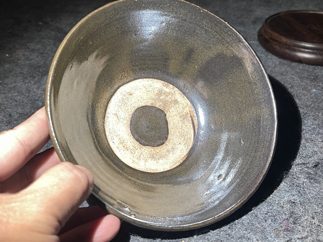 古玩陶瓷金元時期褐釉碗拍賣,當前價格350元