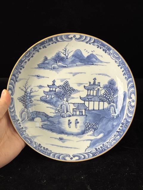古玩陶瓷清乾隆青花山水人物盤拍賣,當前價格888元