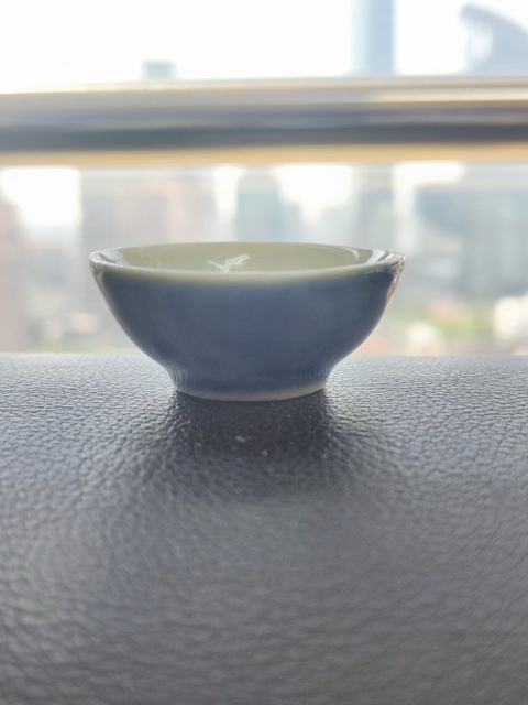 古玩陶瓷清代時期霽藍釉杯拍賣,當前價格300元