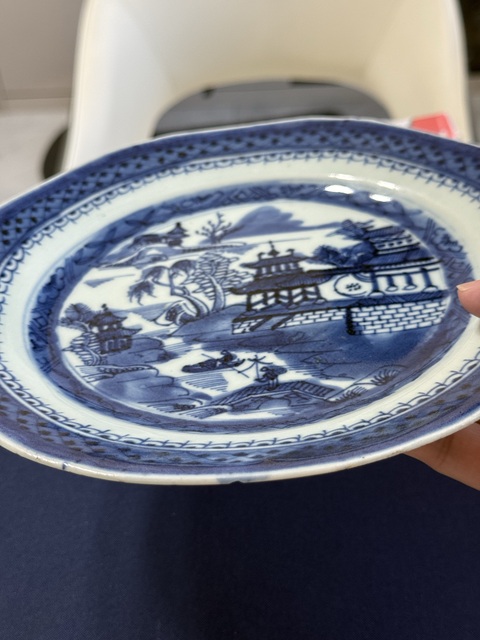 古玩陶瓷青花亭閣山水紋盤拍賣,當前價格500元