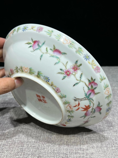 古玩陶瓷粉彩盤真品鑒賞圖