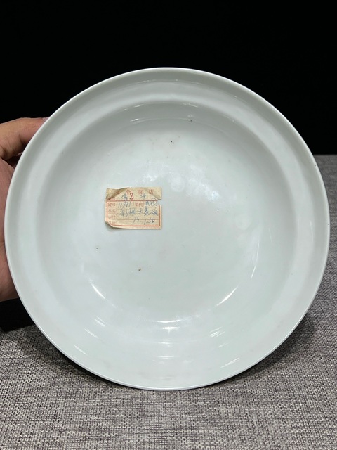 古玩陶瓷粉彩盤真品鑒賞圖