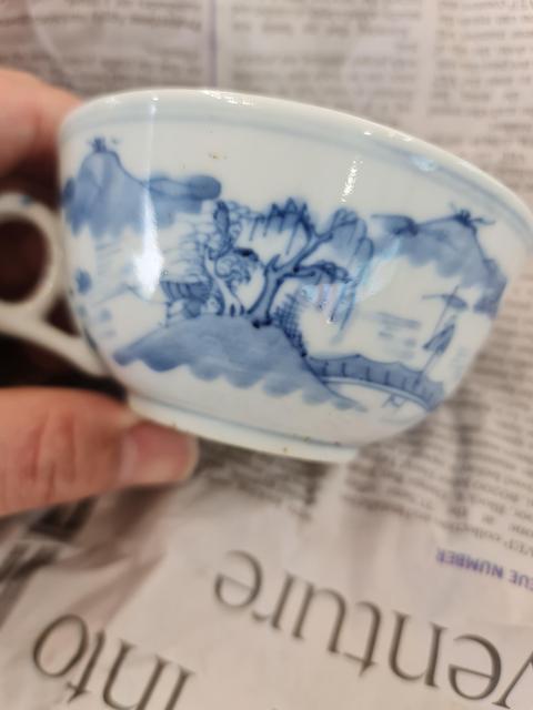 古玩陶瓷青花山水人物紋茶杯真品鑒賞圖