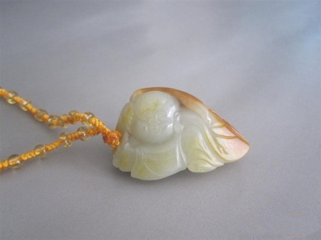 古玩玉器和田玉童子掛件拍賣,當前價格2288元