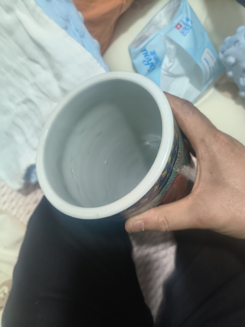 古玩陶瓷粉彩海水云龍紋帽筒真品鑒賞圖