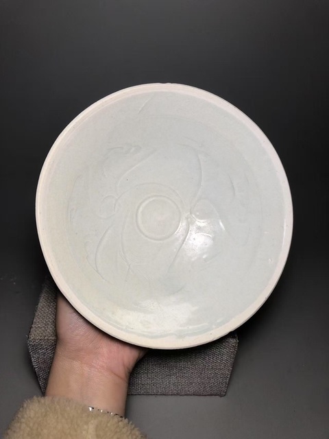 古玩陶瓷(南宋)青白釉刻花斗笠碗(有很高藝術收藏價值)拍賣,當前價格0元