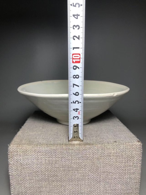 古玩陶瓷(南宋)青白釉刻花斗笠碗(有很高藝術收藏價值)拍賣,當前價格0元