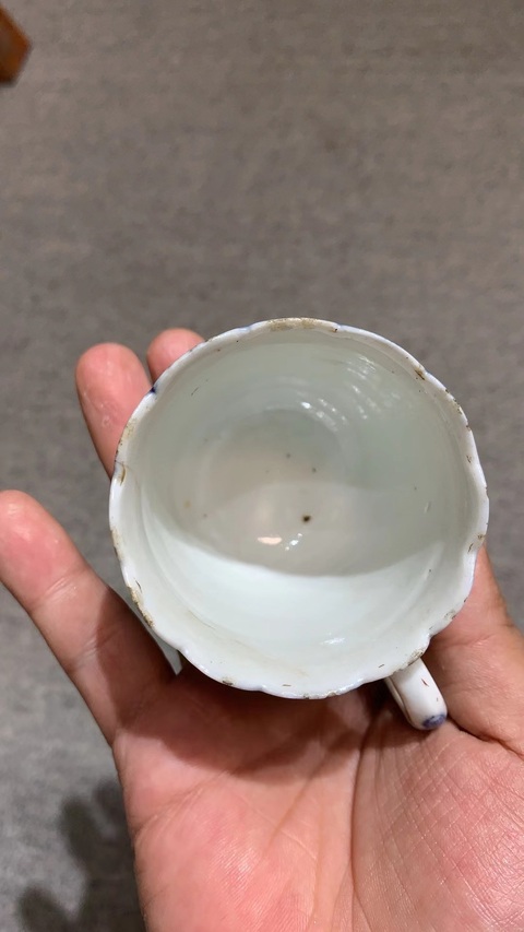 古玩陶瓷青花花卉粉彩人物把杯真品鑒賞圖