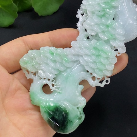 古玩玉器天然翡翠萬年松擺件(帶翡翠鑒定證書)拍賣,當前價格2800元