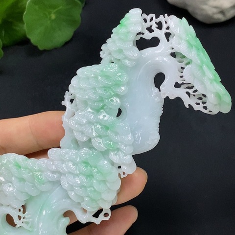 古玩玉器天然翡翠萬年松擺件(帶翡翠鑒定證書)拍賣,當前價格2800元